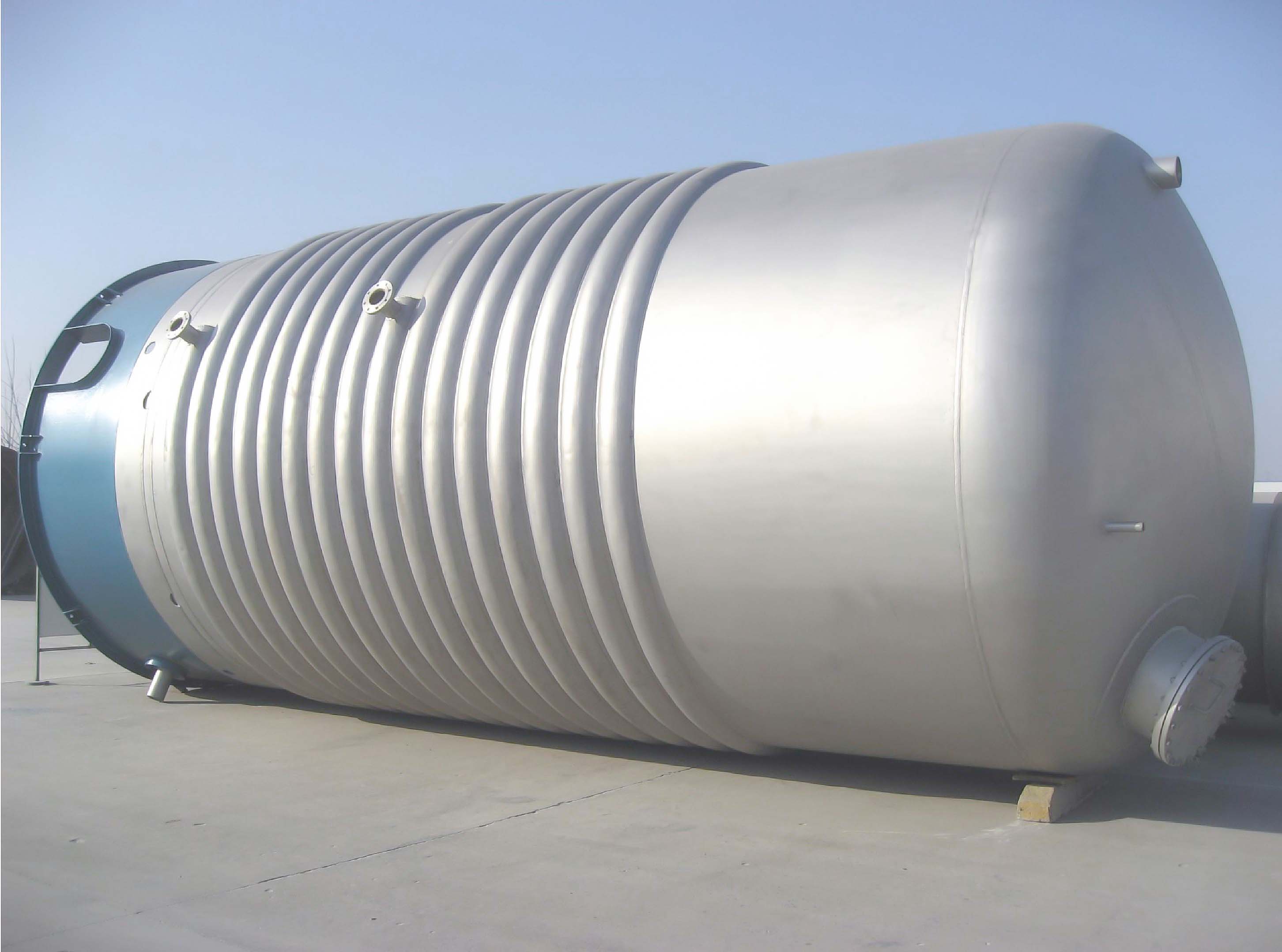 Serpantinli Tank